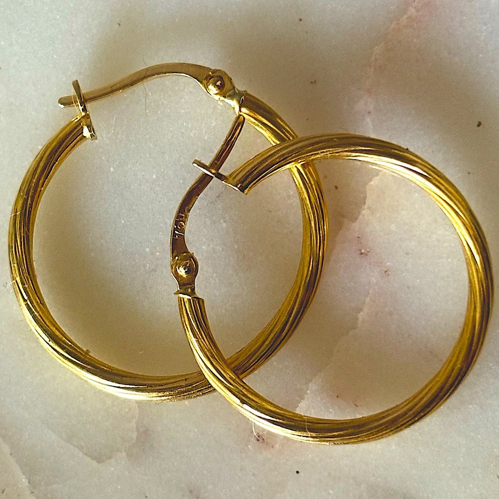 Beautiful earnings GOLD 18k